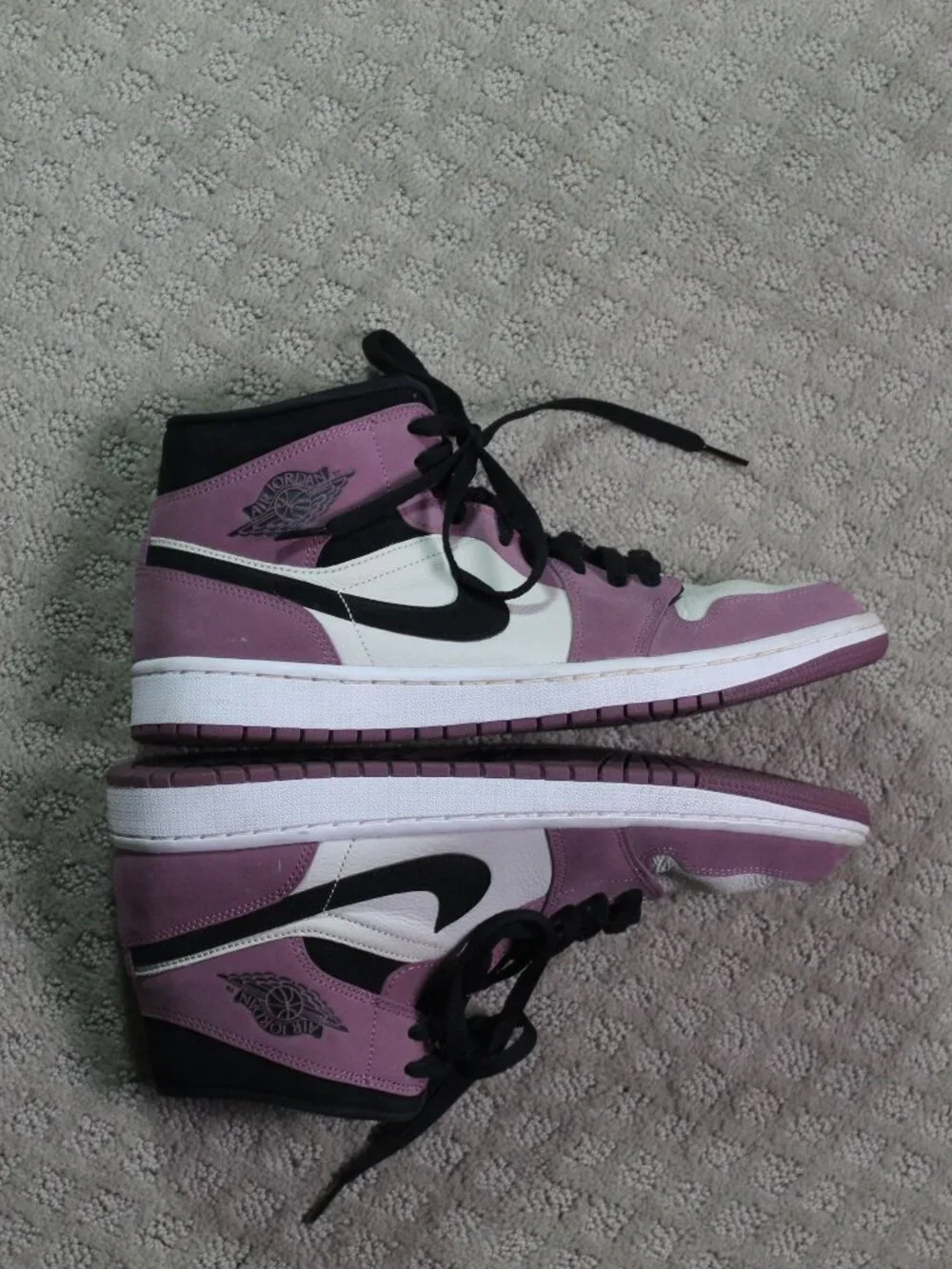 Women's Size 12 Air Jordan 1 Mid SE 'Berry Pink' with COA